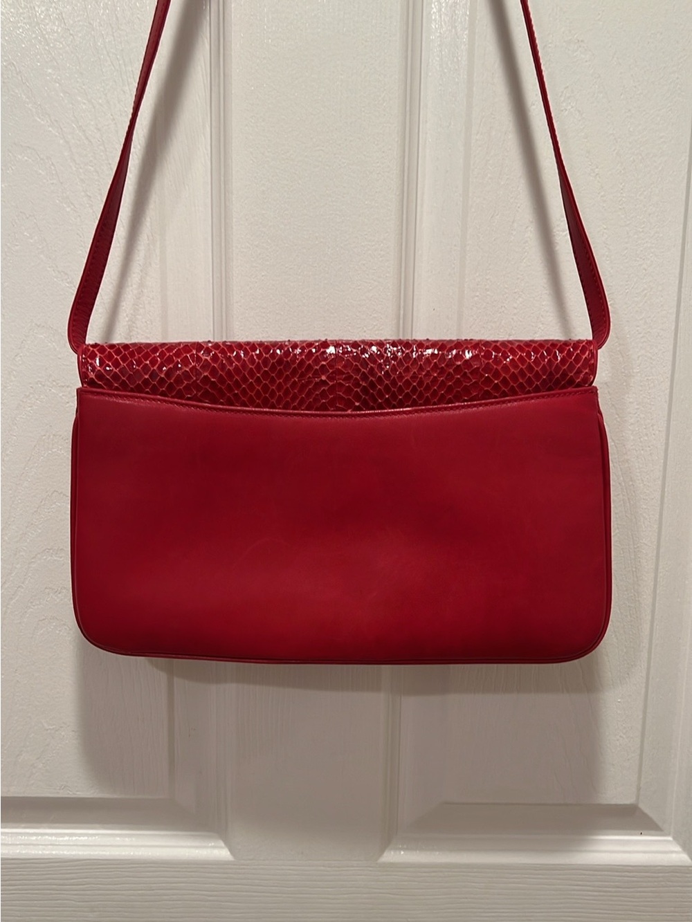 Gucci vintage Red Women’s Shoulder Bag EUC - Picture 3 of 16